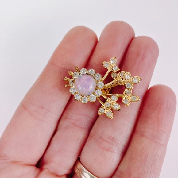 Small VTG Mid Century Faux Opal Rhinestone Floral Brooch Pink Flower Spray Pin - Picture 3 of 11